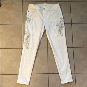 NWT WHBM Floral Embroidered Jeans